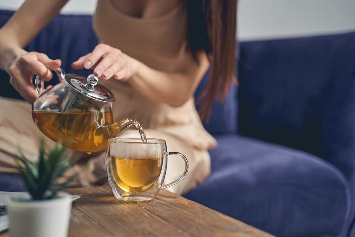 The Science Behind Adaptogenic Teas and Daily Energy Boosts